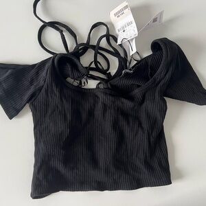 NEW WITH TAGS STRADIVARIUS BACKLESS CROP TOP